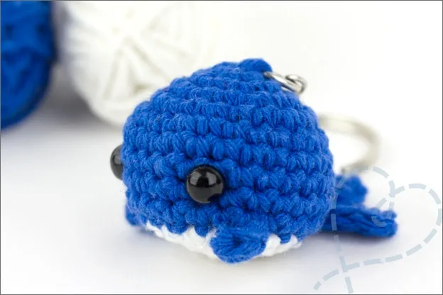 Haken sleutelhanger walvis schattig gratis haakpatroon
