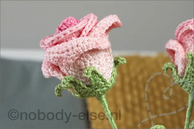 rozen haken gratis haakpatroon uitleg makkelijk beginners
