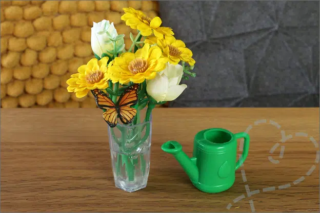 Zuru Mini Brands Create garden boeket zonnebloemen