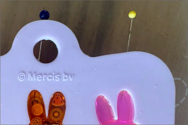 Zelf maken knutselen Nijntje sleutelhanger maken met resin HEMA