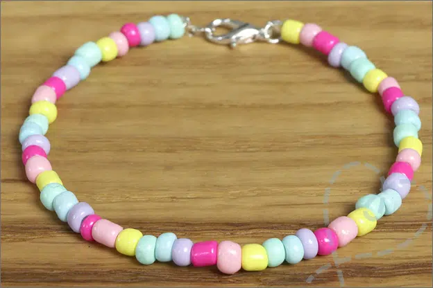 Action Kralen Armbandjes maken voorbeelden
